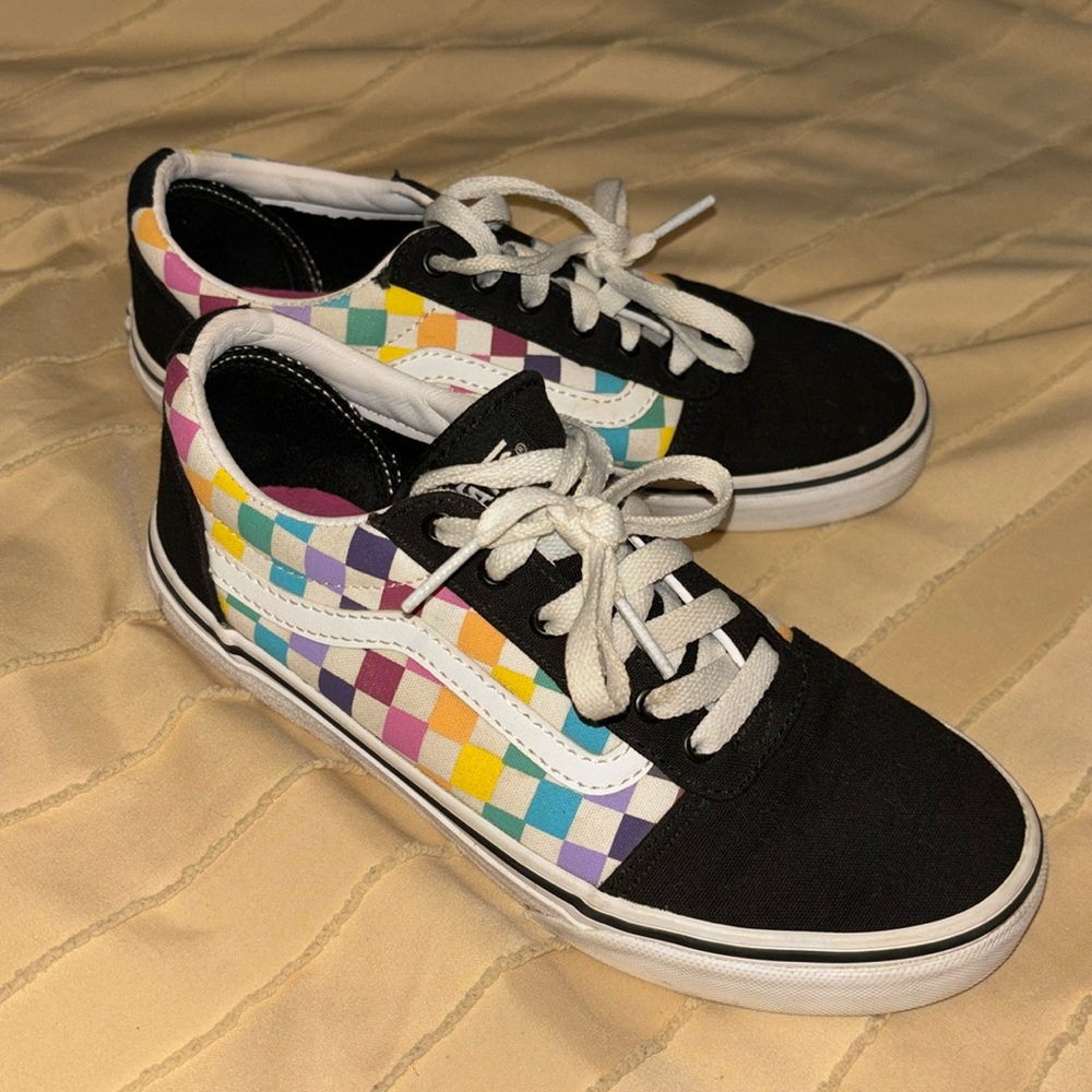Vans Old Skool rainbow checkerboard